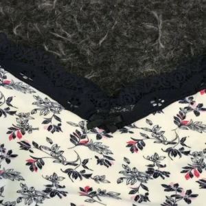تاپ و شورت زنانه هونکس مدل گلبرگ