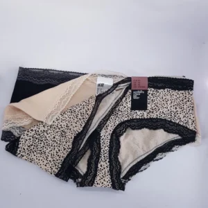 شورت زنانه اچ اند ام مدل 0405863003 مجموعه 3 عددی