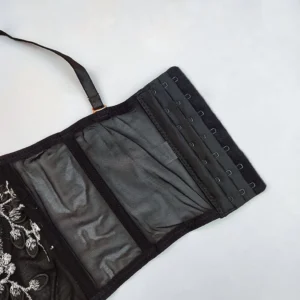 ست شورت و سوتین زنانه مدل لاکچری توری گل برجسته کد 80852st