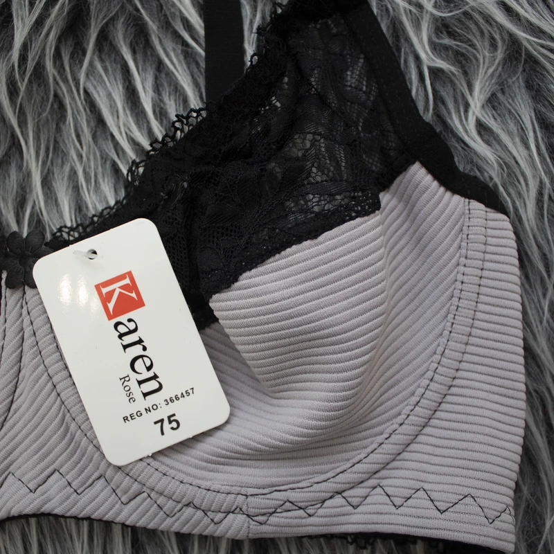 ست شورت و سوتین زنانه کارنا رز مدل گیپور کبریتی ست شورت و سوتین زنانه کارنا رز مدل گیپور کبریتی