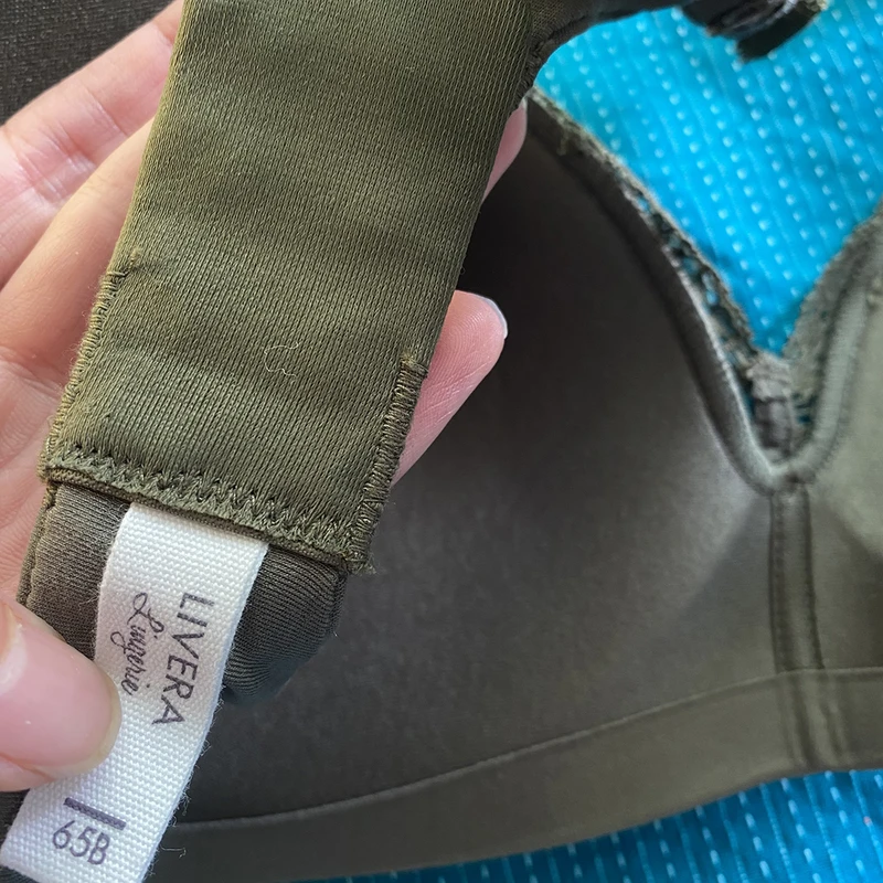 سوتین زنانه لیورا مدل LA118